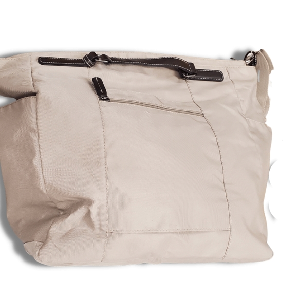 Roots over night bag with luggage attachment - Picture 2 of 2